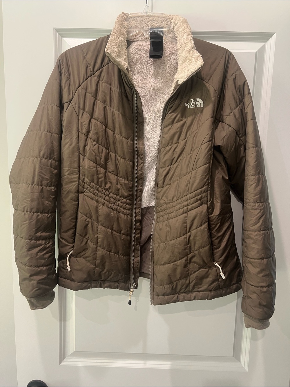 The North Face Women's Brown Quilted Puffer Jacket with Cream Sherpa Lining